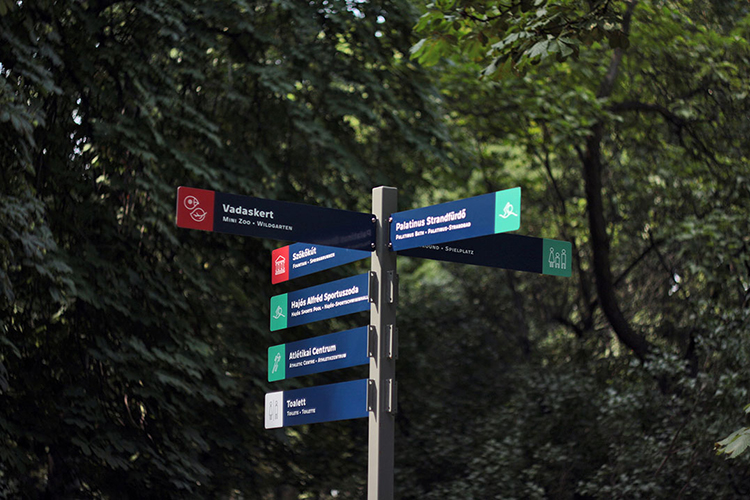 公园旅游景区导向指示牌设计制作安装