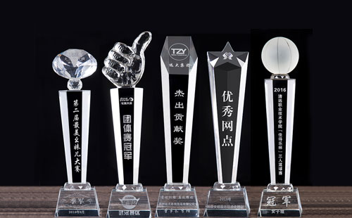 深圳哪里可以定做水晶奖杯？
